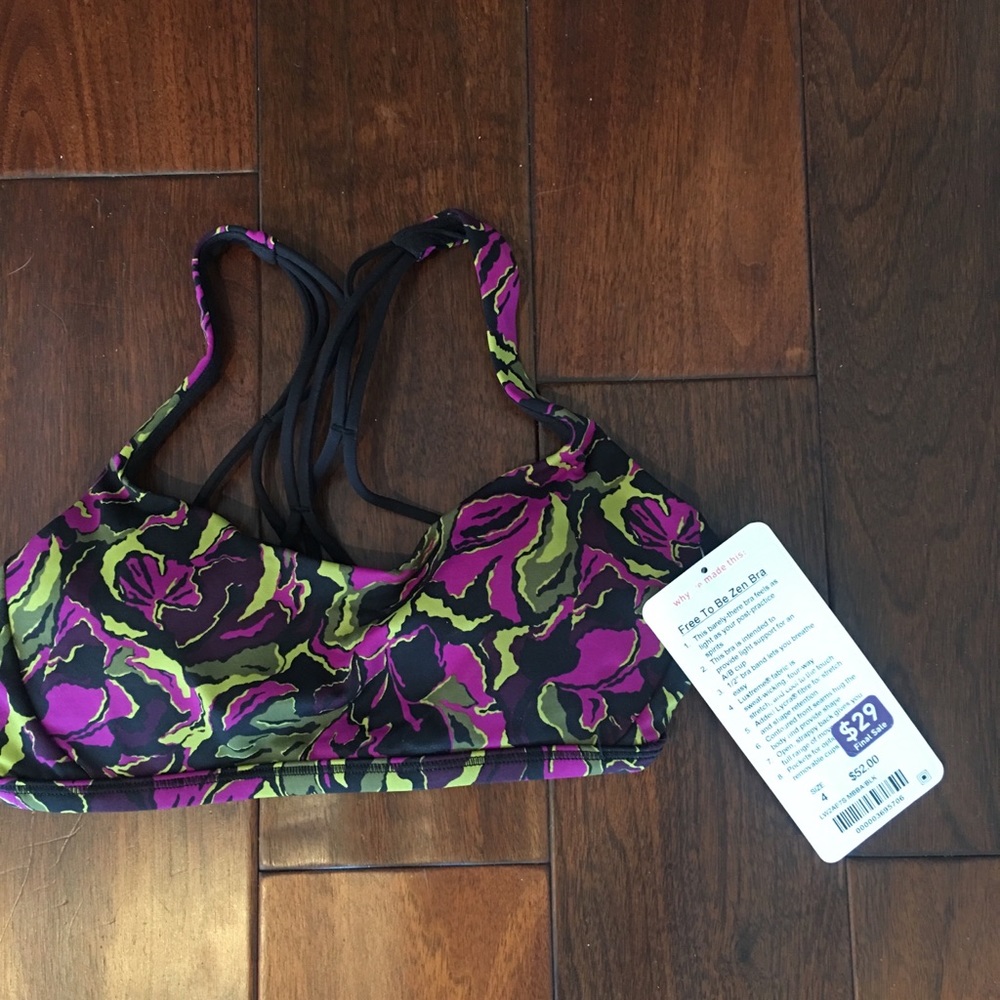 Lulu Lemon top ( never worn )